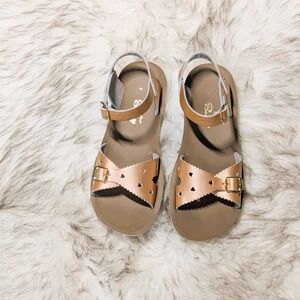 Sun-San Sweetheart Salt Water Sandals Hoy Shoe Co Rose Gold 3 Buckle Rubber Sole